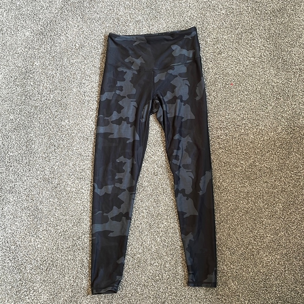 Prana black camo leggings
